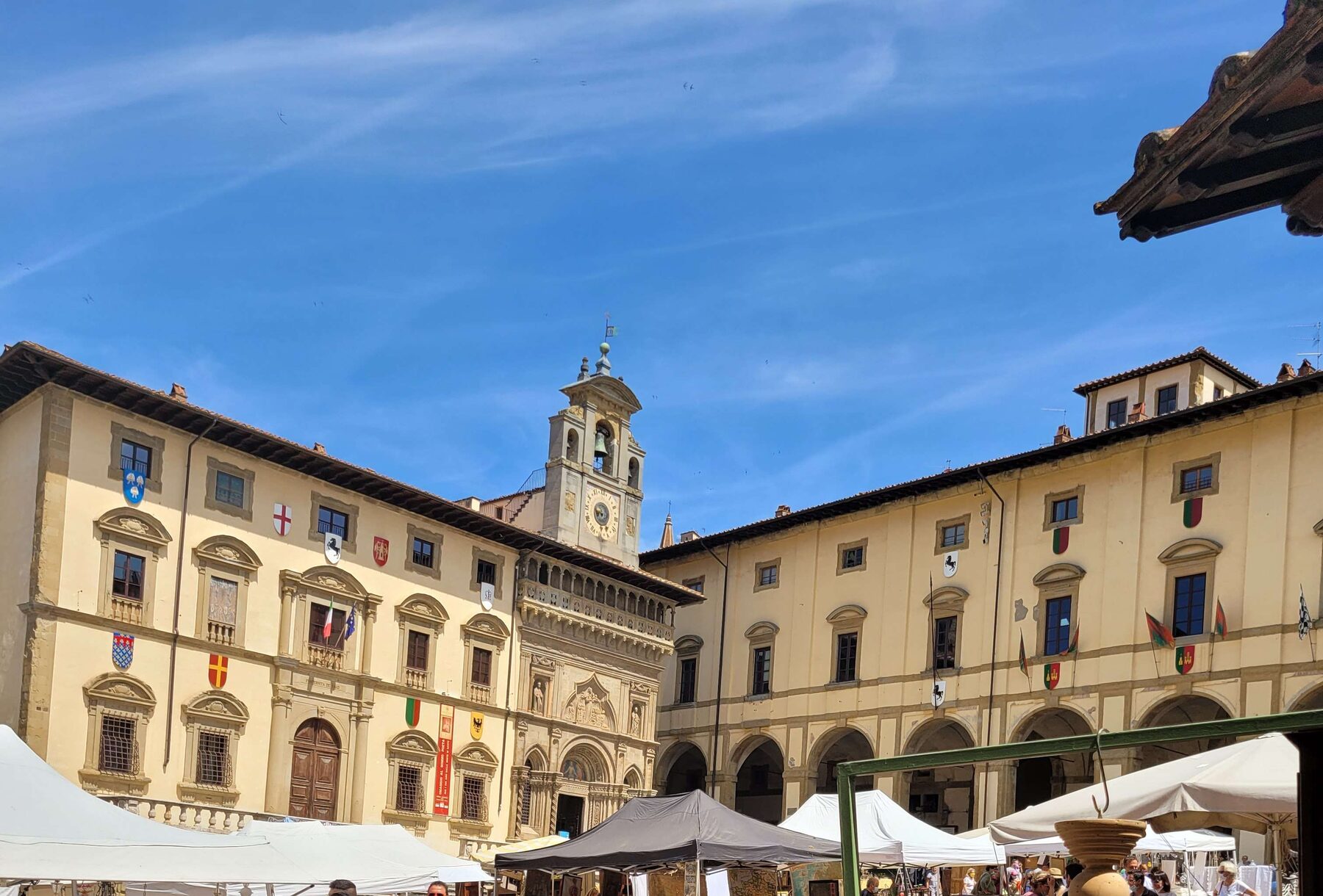 Arezzo is worth bending the one-hour rule for on antiques-fair weekend, when Piazza Grande turns into a proper open-air market.